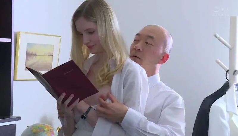 Người vợ chấp nhận làm em ghệ cho đối tác của chồng để trả nợ